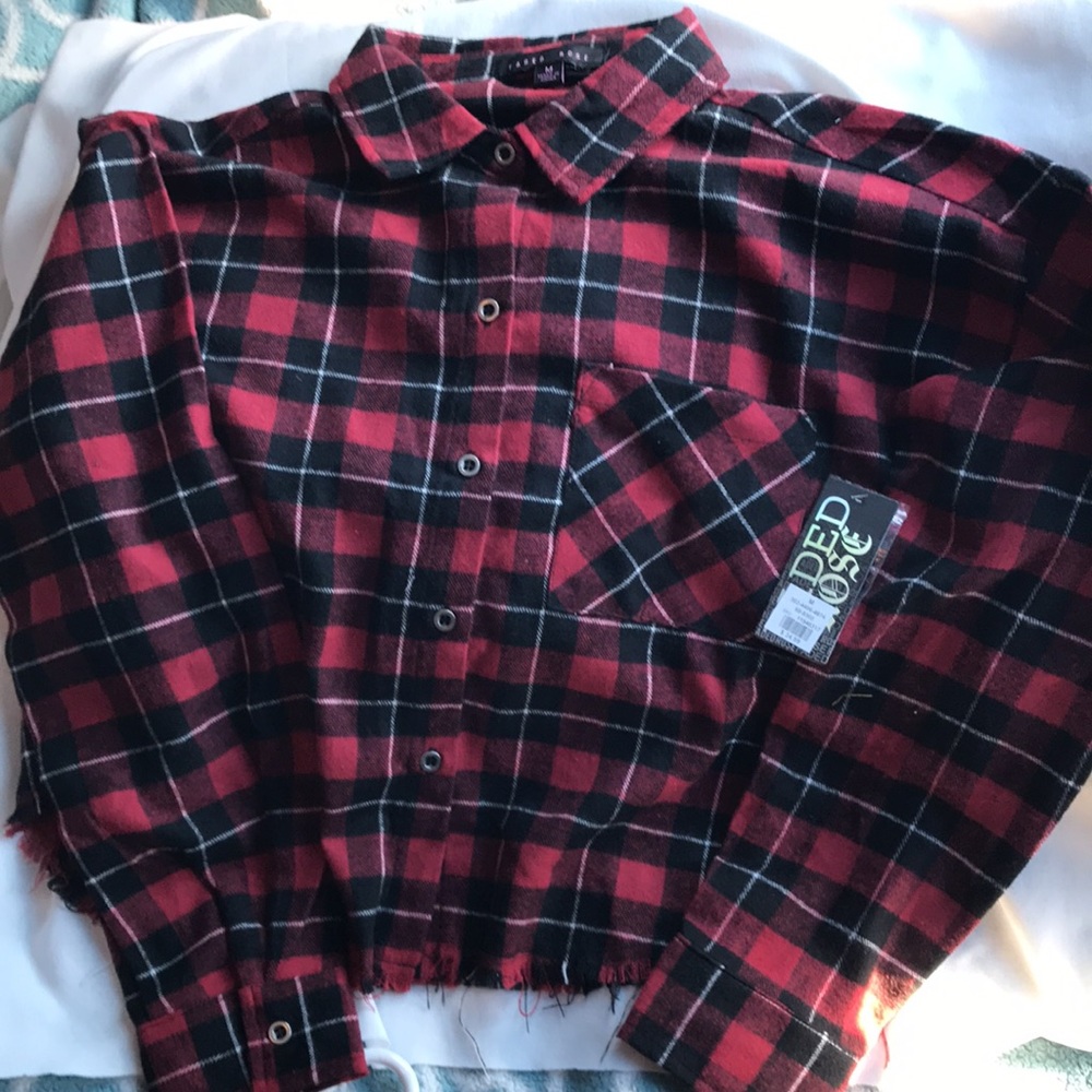 Faded Rose-Large woman’s Flannel long sleeve crop button down shirt.Red,Blk,Wht